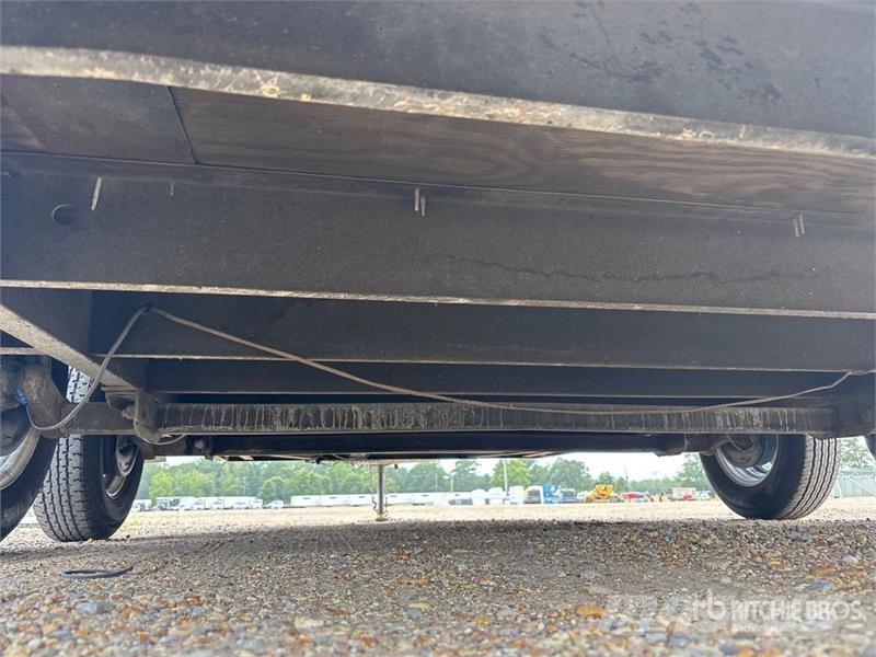 United Expressline U714TA35 14 ft T/A Enclosed Trailer Gesloten opbouw trailers