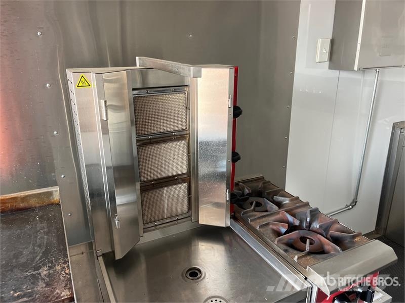 Universal 16 ft T/A Food Concession Trailer Ostale prikolice