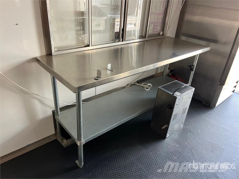 Universal 16 ft T/A Food Concession Trailer Ostale prikolice