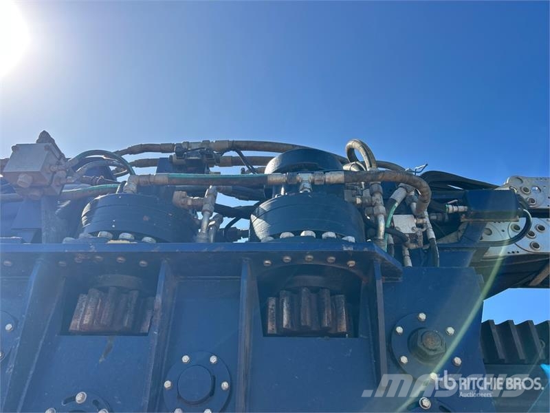 Universal Uni 250x400 Directional Drill 수평 굴착 장치