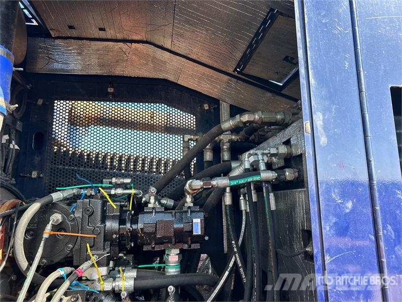 Universal Uni 250x400 Directional Drill 수평 굴착 장치