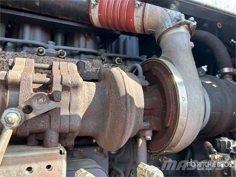 Universal Uni 250x400 Directional Drill 수평 굴착 장치