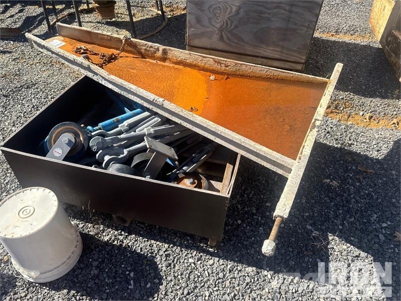  Unk Concrete Truck Chute 其他