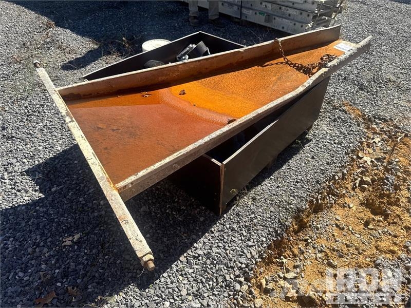  Unk Concrete Truck Chute 其他