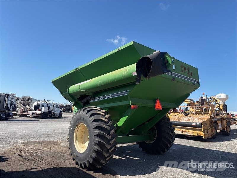 UNVERFERTH GC8200 S/A Grain Cart Prikolice za zrno