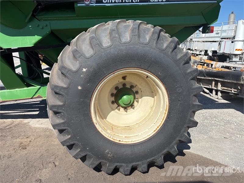 UNVERFERTH GC8200 S/A Grain Cart Prikolice za zrno