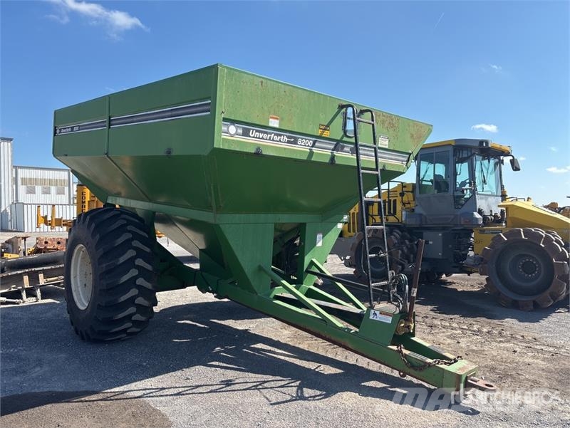 UNVERFERTH GC8200 S/A Grain Cart Prikolice za zrno