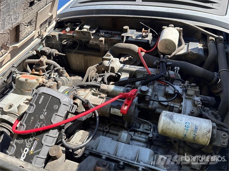 Utility 2000R 冷凍冷蔵トレーラー