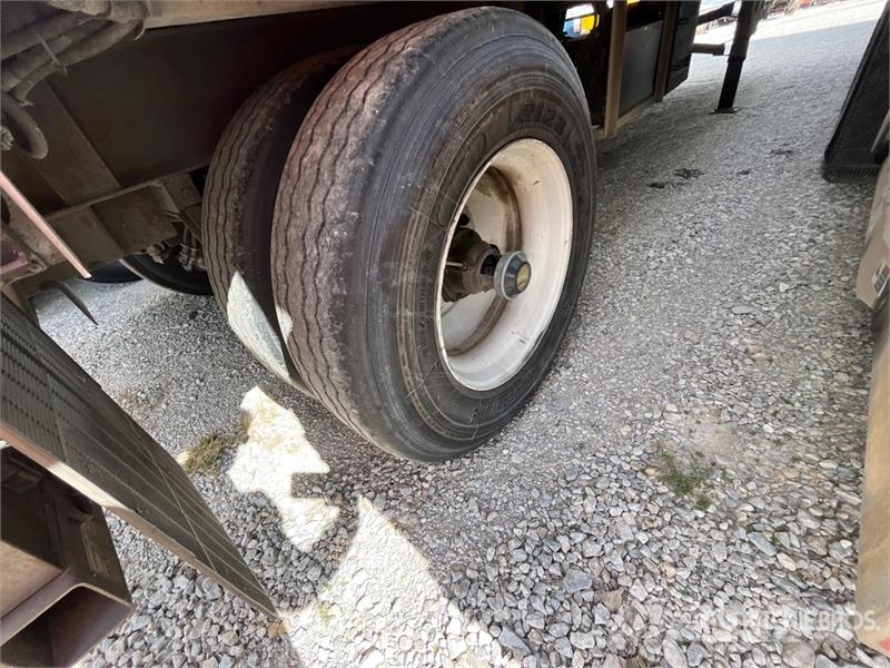 Utility 28 ft S/A Van Trailer Furgons