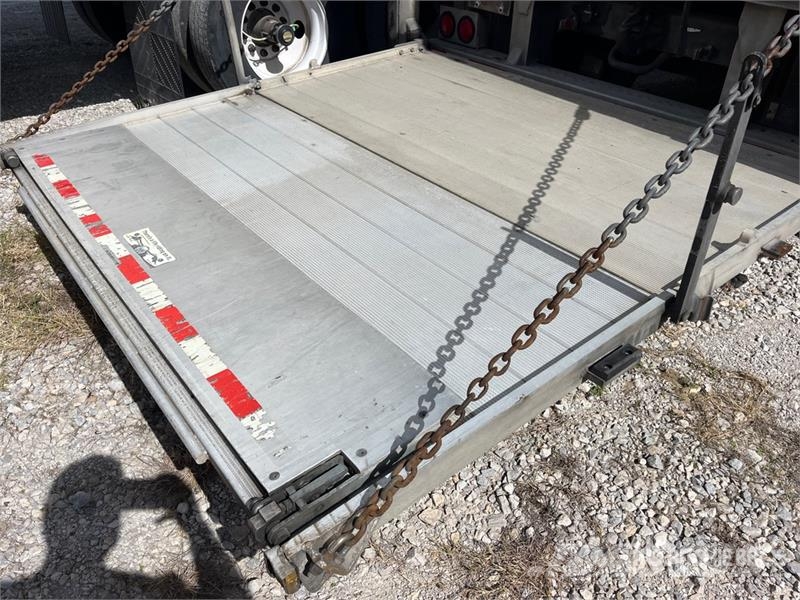 Utility 28 ft S/A Van Trailer Furgons