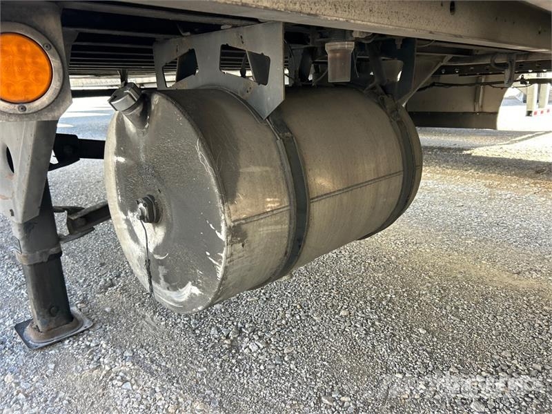 Utility 3000R Temperature controlled semi-trailers