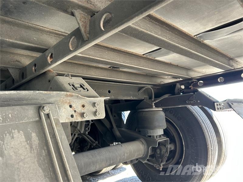 Utility 3000R نصف مقطورات بدرجة حرارة قابلة للضبط