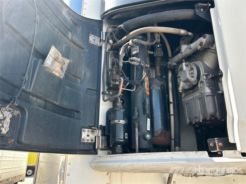 Utility 3000R Temperature controlled semi-trailers