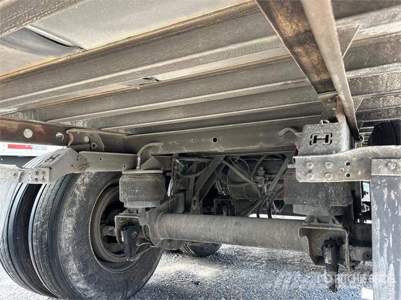 Utility 3000R Temperature controlled semi-trailers