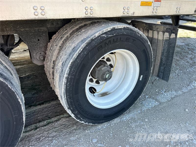 Utility 3000R Hladilne polprikolice
