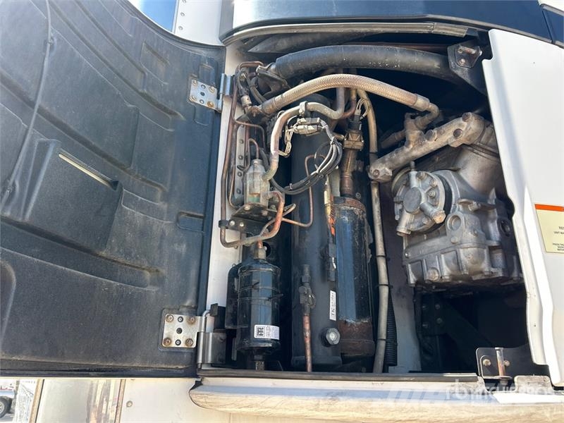 Utility 3000R نصف مقطورات بدرجة حرارة قابلة للضبط
