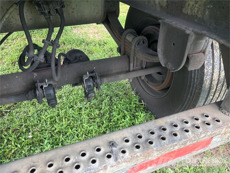 Utility 3000R Frysetrailer Semi