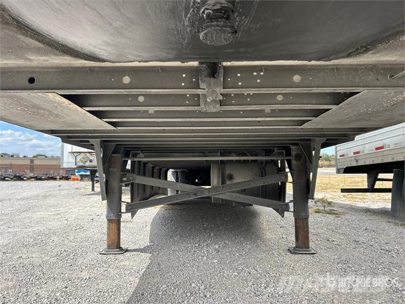 Utility 3000R Frysetrailer Semi