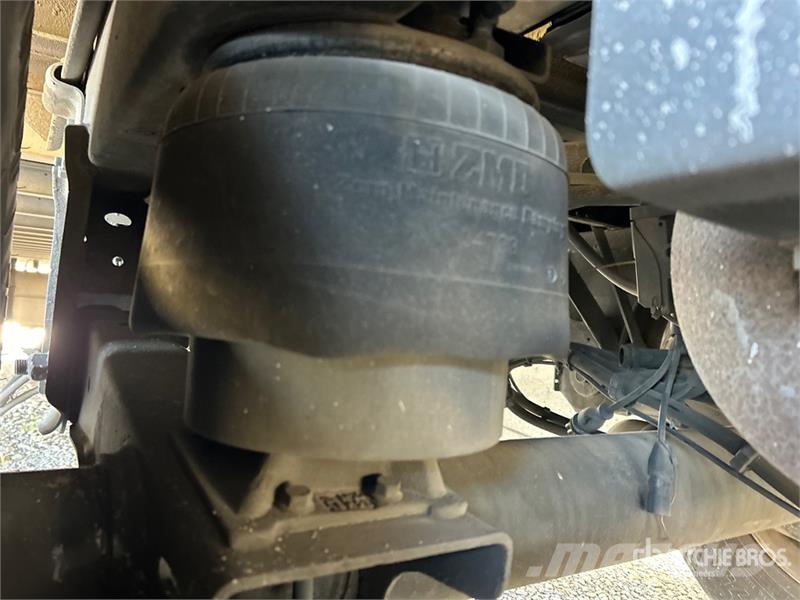 Utility 3000R Hladilne polprikolice