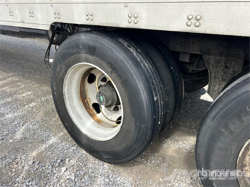 Utility 3000R Temperature controlled semi-trailers