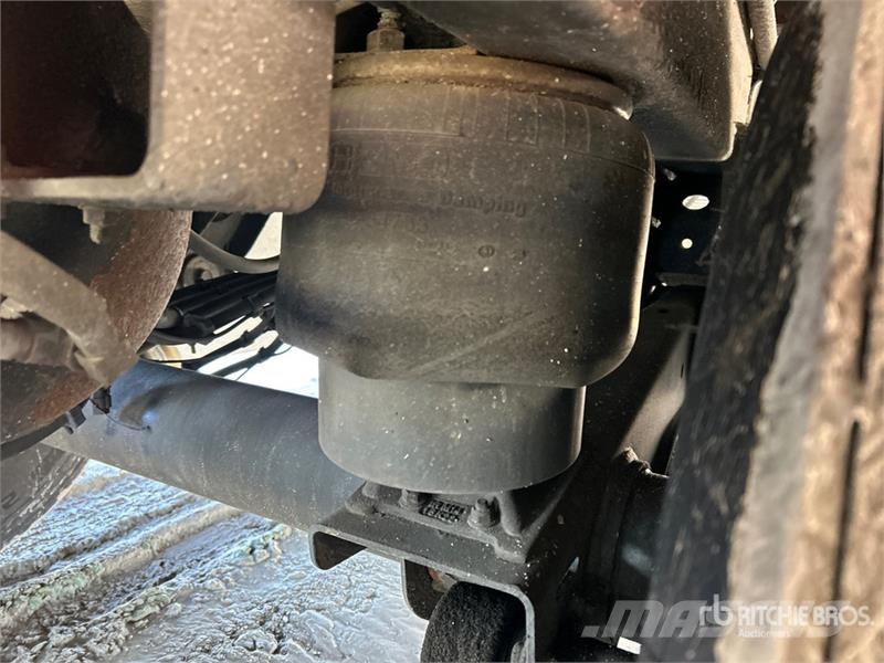 Utility 3000R Hladilne polprikolice