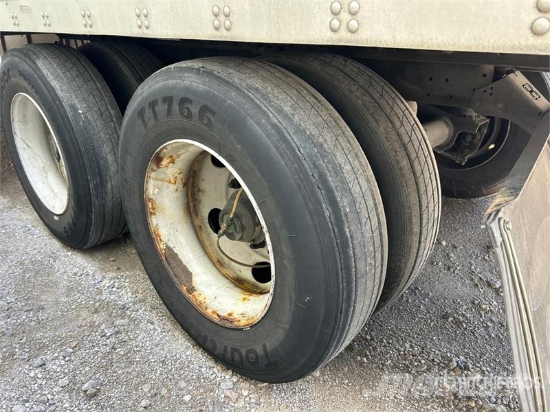 Utility 3000R نصف مقطورات بدرجة حرارة قابلة للضبط
