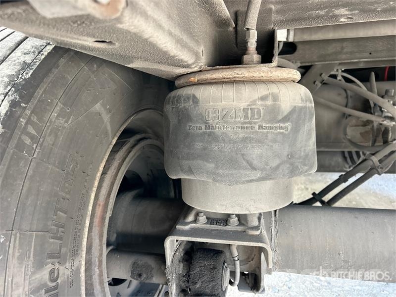Utility 3000R 온도 조절식 세미 트레일러