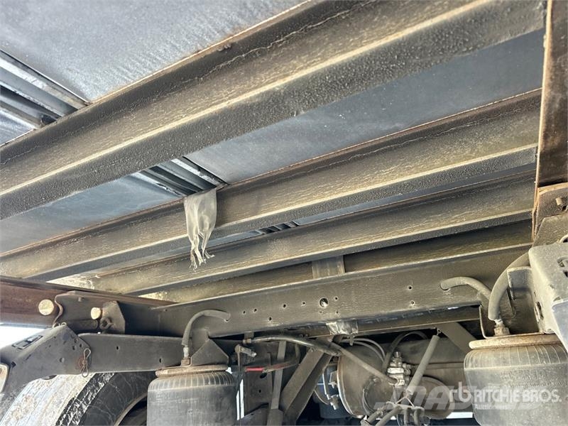 Utility 3000R Hladilne polprikolice