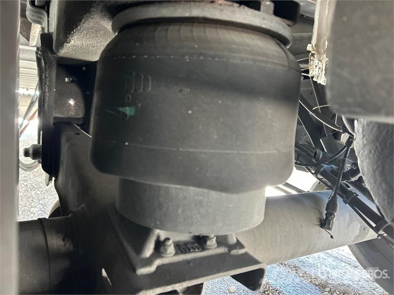Utility 3000R نصف مقطورات بدرجة حرارة قابلة للضبط