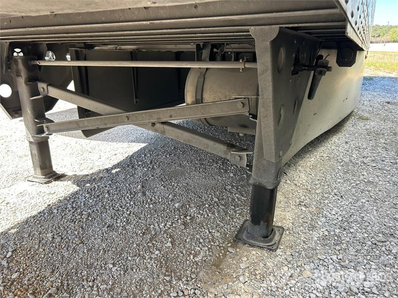 Utility 3000R Hladilne polprikolice