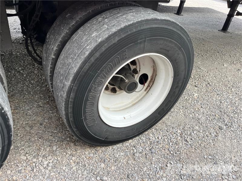Utility 36 ft T/A Van Trailer 箱體拖車