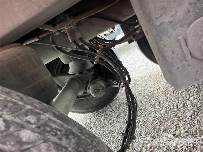 Utility 36 ft T/A Van Trailer 箱體拖車