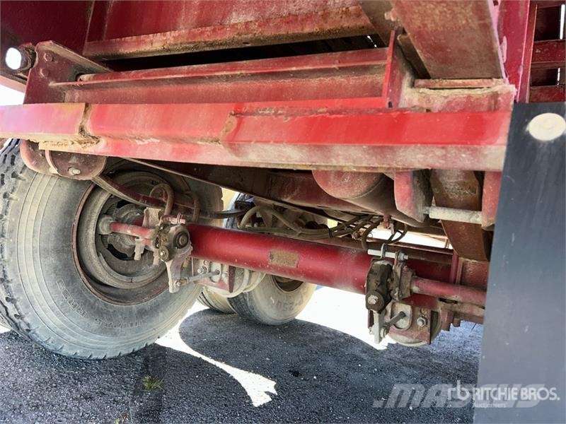 Utility 48 ft T/A Flatbed Trailer Platformy / Przyczepy z otwieranymi burtami