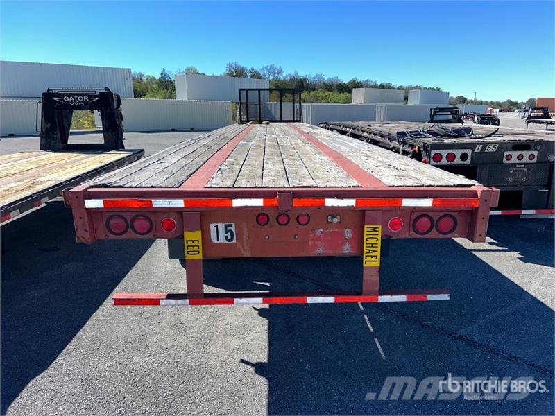 Utility 48 ft T/A Flatbed Trailer Platformy / Przyczepy z otwieranymi burtami