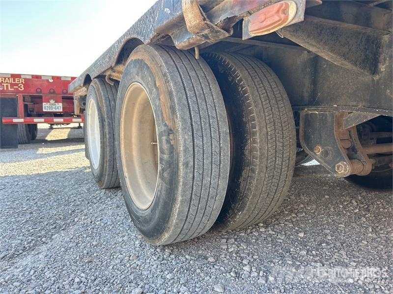 Utility 48 ft T/A Step Deck Trailer Caricatore basso