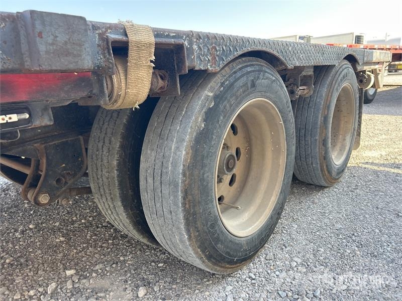 Utility 48 ft T/A Step Deck Trailer Caricatore basso