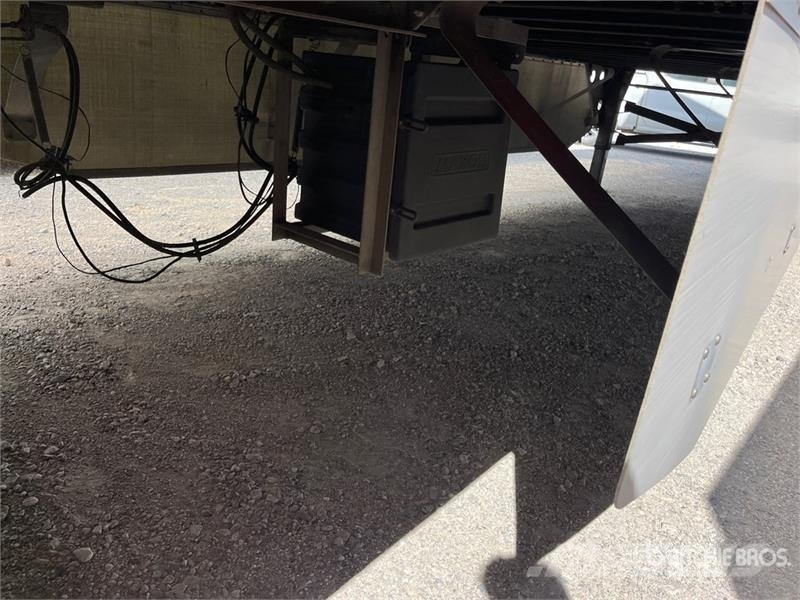 Utility 48 ft T/A Van Trailer 箱體拖車