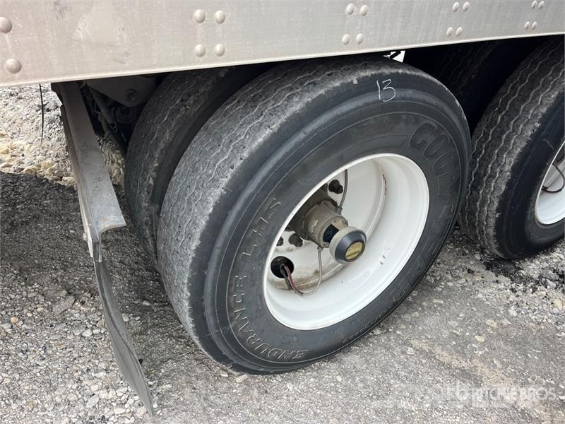 Utility 48 ft T/A Van Trailer Furgons