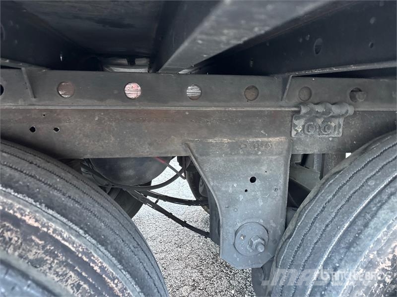 Utility 53 ft x 102 in T/A Refrigerated Trailer Puspriekabės su izoterminiu kėbulu