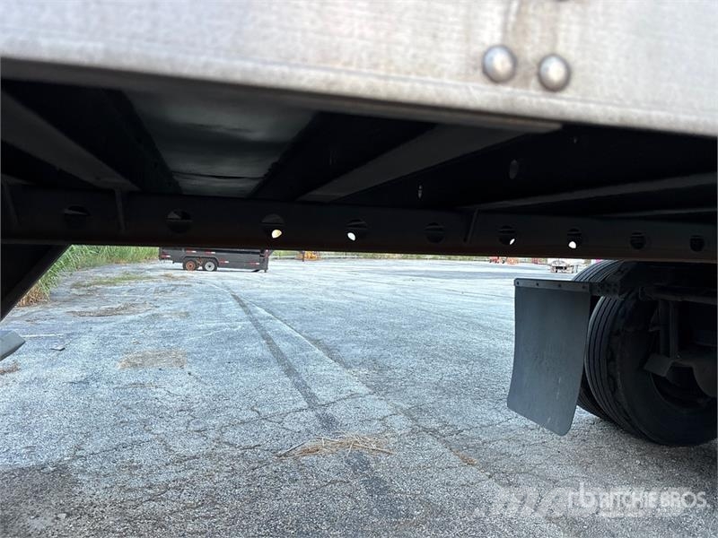 Utility 53 ft x 102 in T/A Refrigerated Trailer Puspriekabės su izoterminiu kėbulu