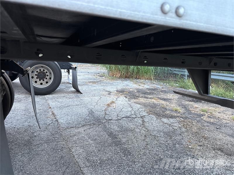 Utility 53 ft x 102 in T/A Refrigerated Trailer Puspriekabės su izoterminiu kėbulu