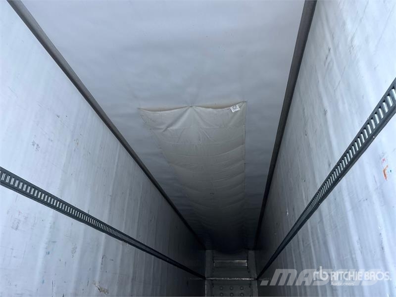 Utility 53 ft x 102 in T/A Refrigerated Trailer Puspriekabės su izoterminiu kėbulu