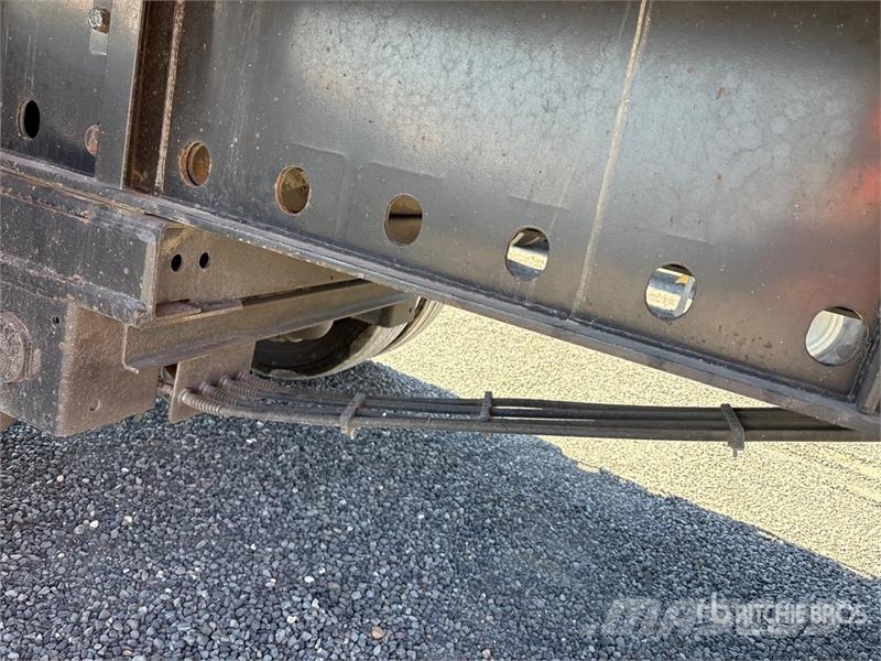 Utility FS2CHA 自卸半挂车