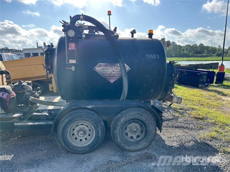 Utility Lo-K-Tor 800 gal T/A Vacuum Excavation Unit Accesorios y repuestos para equipo de perforación