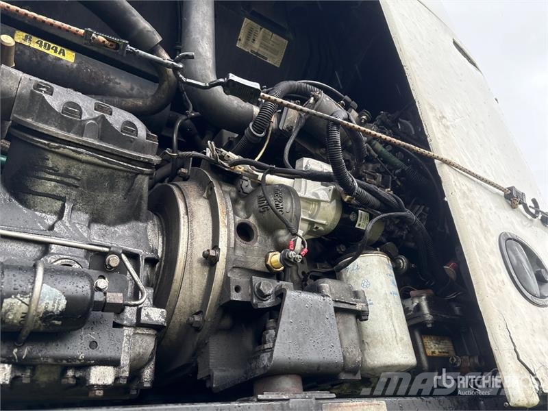 Utility VS1R 28 ft x 102 in S/A Refrigerated Trailer 控溫式半拖車