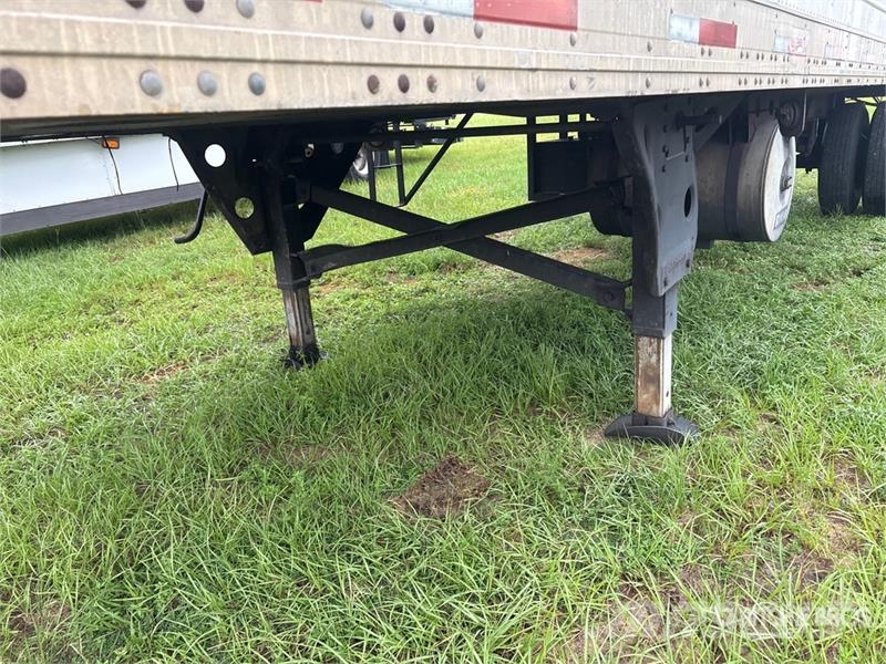 Utility VS1R 28 ft x 102 in S/A Refrigerated Trailer 控溫式半拖車