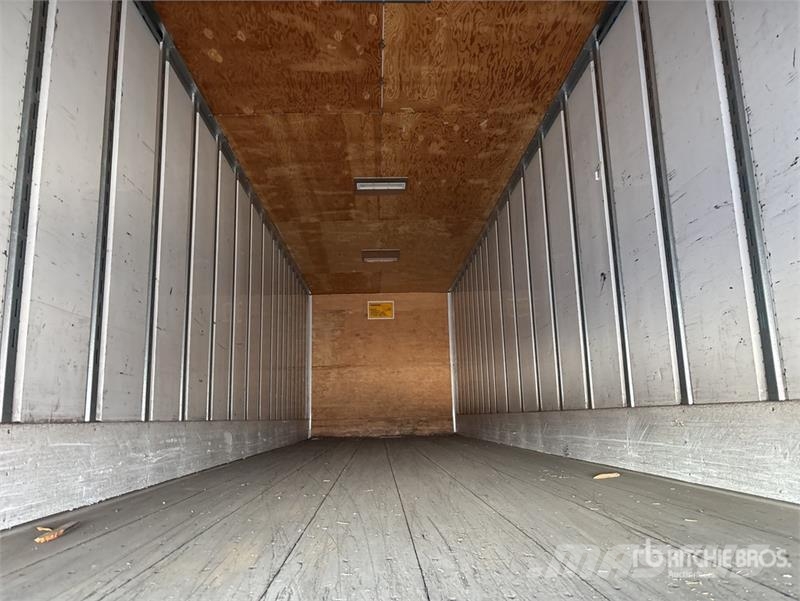 Utility VS2DX Box Trailers