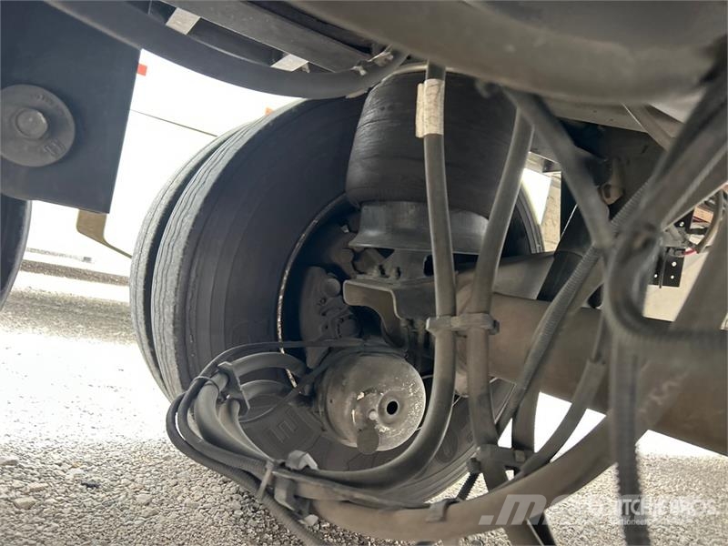 Utility VS2DX 箱體拖車