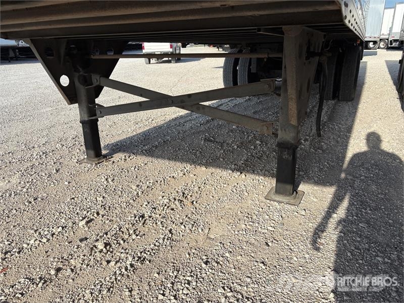 Utility VS2DX Box Trailers