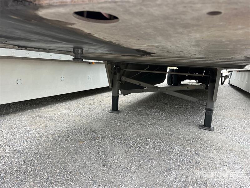 Utility VS2DX Box Trailers